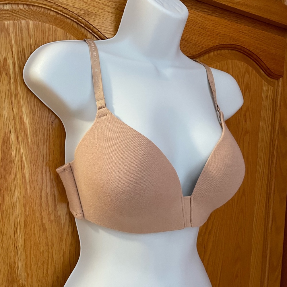 VICTORIA’S SECRET Cotton/Elastane No-Wire Bra,Beige,Size 36 C, Excellent…